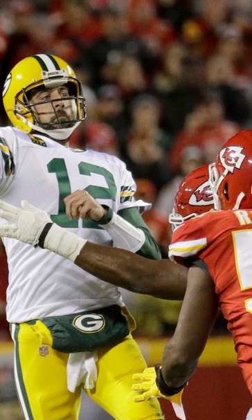Surging Packers hit the road to face struggling Chargers